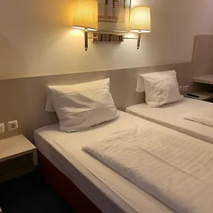 2* Hotel New Fair Messe